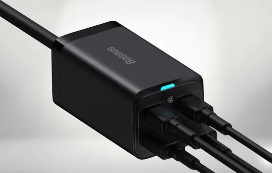 BASEUS GAN3 PRO 100W (CCGP000101) 125263 BASEUS GAN3 PRO 100W 2XUSB-C + 2XUSB ZIDNI PUNJAČ CCGP000101 WALL CHARGER - UKUPNA IZLAZNA SNAGA: 100W - DUŽINA KABLA: 1.5 M - ULAZNI NAPON: AC 110-240 V, 50-60 HZ, 2.5 A MAX - BOJA: CRNA - TEŽINA: 295 G - DIMENZIJE: 85.6 X 40.7 X 37.8 MM (2 / 5)