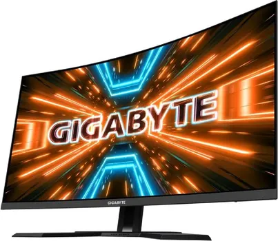 GIGABYTE M32QC (1 / 4)