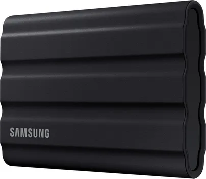 SAMSUNG T7 SHIELD 2TB BLACK EKSTERNI SSD DISK │ IP65 OTPORNOST │ BRZINA ČITANJA DO 1.050 MB/S │ BRZINA ZAPISIVANJA DO 1.000 MB/S │ KAPACITET 1TB │ USB 3.2 GEN 2 I PCIE NVME TEHNOLOGIJA │ GUMIRANI DIZAJN (3 / 11)