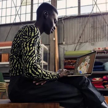 APPLE MACBOOK AIR 13.6 M3/8GB/256GB SSD (55 / 58)