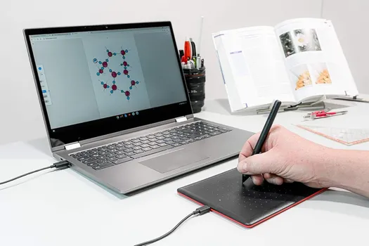 WACOM ONE BY WACOM M | 277 x 189 mm (1 / 18)