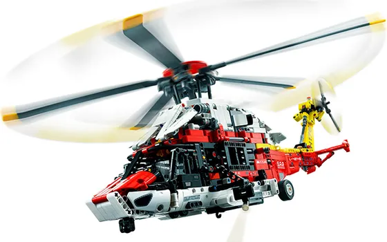 LEGO 42145 AIRBUS H175 RESCUE HELICOPTER (8 / 20)