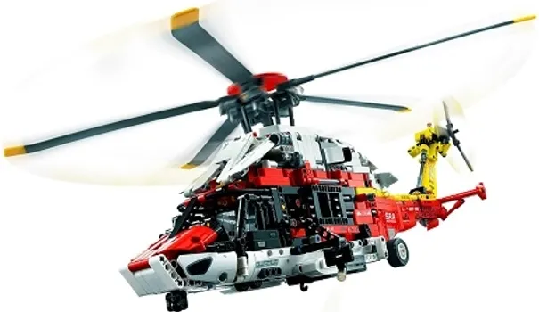 LEGO 42145 AIRBUS H175 RESCUE HELICOPTER (12 / 20)