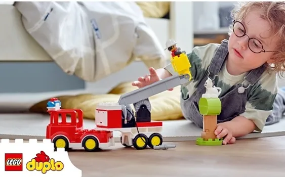 LEGO DUPLO 10969 FIRE ENGINE [21pcs / 2+] (4 / 12)