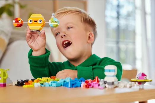 LEGO CLASSIC 11037 CREATIVE SPACE PLANETS 5 (12 / 25)