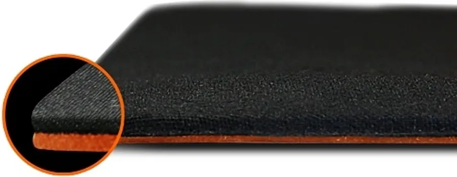 GIGABYTE AMP500 [430x370x1.8mm] (5 / 7)