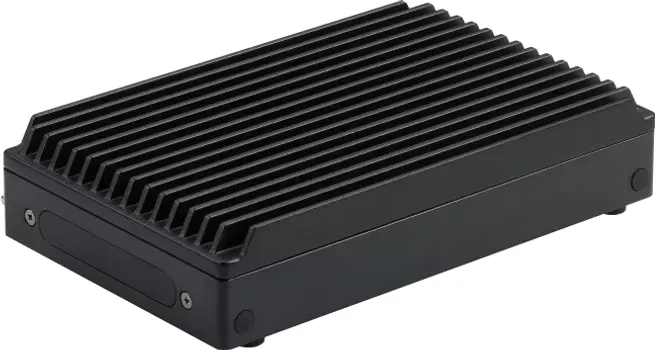 ASUS NUC RUGGED/BNUC13BRFA200B02I/INTEL ATOM X7211E/INTEL UHD GRAPHI (6 / 9)