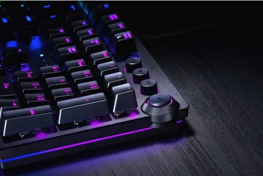 RAZER HUNTSMAN ELITE (15 / 17)