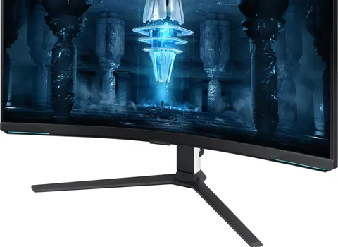 SAMSUNG ODYSSEY NEO G8 G85NB S32BG850 [CURVED / 240HZ / 1MS] (13 / 19)