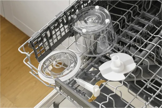 SENCOR SCB 3000WH SJECKALICA │ SNAŽAN MOTOR OD 400W │ PLASTIČNA POSUDA OD 1L │ 2 NOŽA ZA SJECKANJE HRANE │ PROVIDNI POKLOPAC PROTIV PRSKANJA (10 / 11)