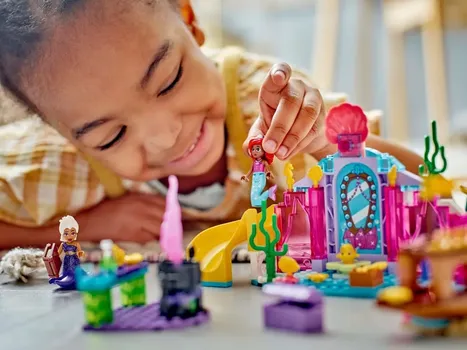 LEGO DISNEY 43254 ARIEL’S CRYSTAL CAVERN 4 (9 / 16)