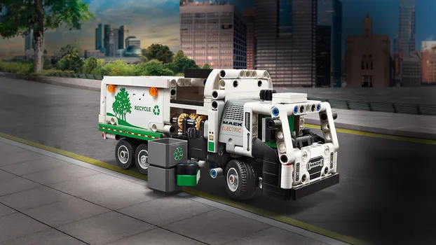 LEGO TECHNIC 42167 MACK LR ELECTRIC GARBAGE TRUCK 8+ (12 / 16)