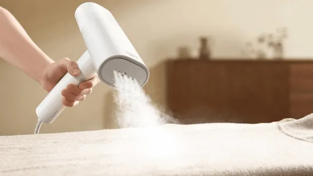 XIAOMI HANDHELD GARMENT STEAMER (19 / 26)