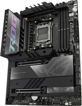 ASUS ROG CROSSHAIR X670E HERO ROG CROSSHAIR X670E HERO (4 / 5)