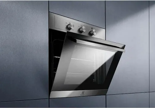 ELECTROLUX UGRADNA RERNA EOH2H00BX VENTILATORSKA NEZAVISNA UGRADNA RERNA, ZAPREMINA: 58 L, ENERGETSKA KLASA: A (9 / 12)