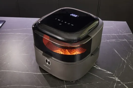 HISENSE HAF1350DR [1350W / 6.7L] (4 / 23)