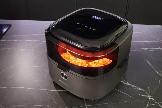 HISENSE HAF1350DR [1350W / 6.7L] (10 / 23)