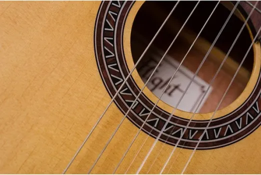 FLIGHT C-120 NA – SET KLASICNA GITARA 4/4 (9 / 11)