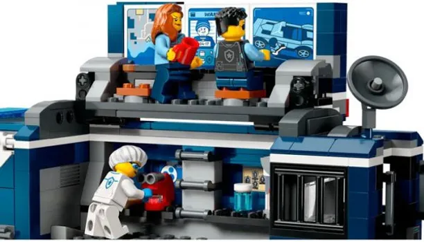LEGO CITY 60418 POLICE MOBILE CRIME LAB TRUCK 7+ (9 / 14)