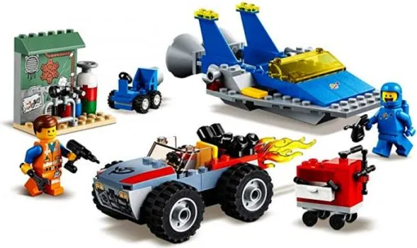 LEGO 70821 EMMENT AND BENNY’S BUILD AND FIX’WORKSHOP MOVIE (1 / 2)