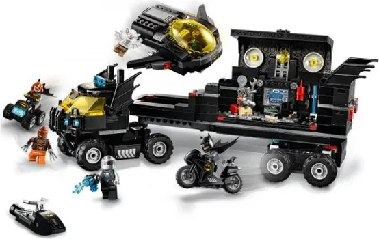 LEGO 76160 BATMAN MOBILE BAT BASE, SUPER HEROES 8 (3 / 5)