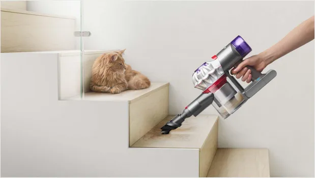 DYSON V8 ŠTAPNI USISIVAČ (2 / 6)