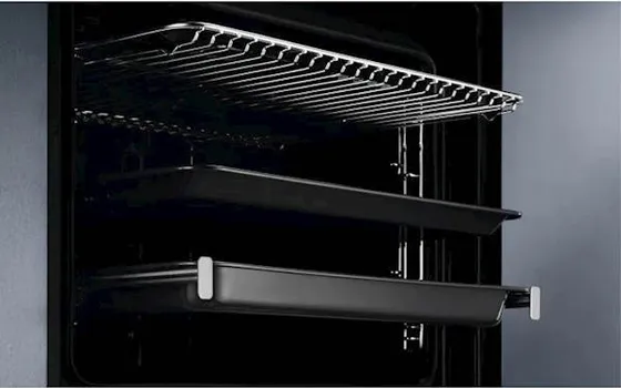 ELECTROLUX UGRADNA RERNA EOF5C50BV (8 / 8)