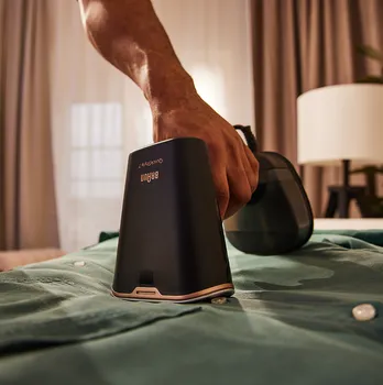 BRAUN APARAT ZA VERTIKALNO PEGLANJE QUICKSTYLE 7 1300-1600W CRNI (3 / 3)