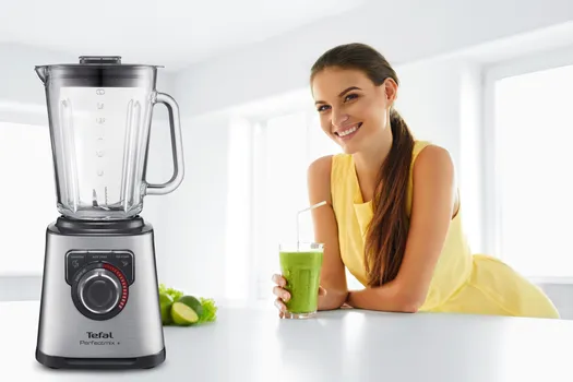 TEFAL BL811D 1200W 2L BLENDER │ KAPACITET ČINIJE: 1,5 L │ PULSE FUNKCIJA │ MLEVENJE LEDA │ MAKSIMALNI KAPACITET ČAŠE: 2 L │ SNAGA: 1200 W │ BOJA: SIVA │ MATERIJAL BOKALA: STAKLO │ TEŽINA: 4,2 KG