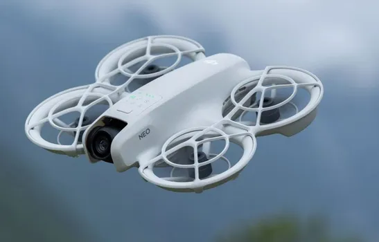 DJI NEO FLY MORE COMBO (9 / 14)