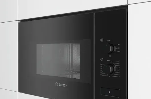 BOSCH MIKROVALNA SERIE 4| CRNA,800W, 20L ( BFL520MB0 ) (2 / 11)