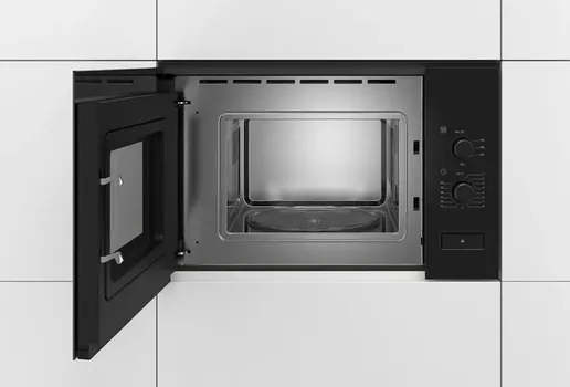 BOSCH MIKROVALNA SERIE 4| CRNA,800W, 20L ( BFL520MB0 ) (4 / 11)