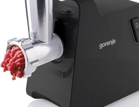 GORENJE MG2001SB CRNA MAŠINA ZA MLJEVENJE MESA SA METALNIM KUĆIŠTEM,
DOLAZI SA DVA DISKA ZA M (3 / 9)