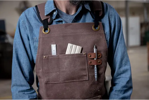 SAMSUNG T7 SHIELD 2TB / SSD PORTABLE (14 / 41)