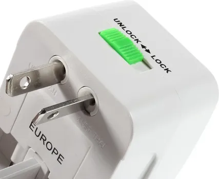 UNIVERZALNI TRAVEL ADAPTER PUNJAČ SA USB PORTOM (4 / 8)