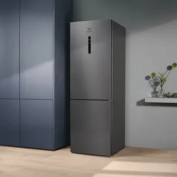 ELECTROLUX LNT7ME32X3 (6 / 14)
