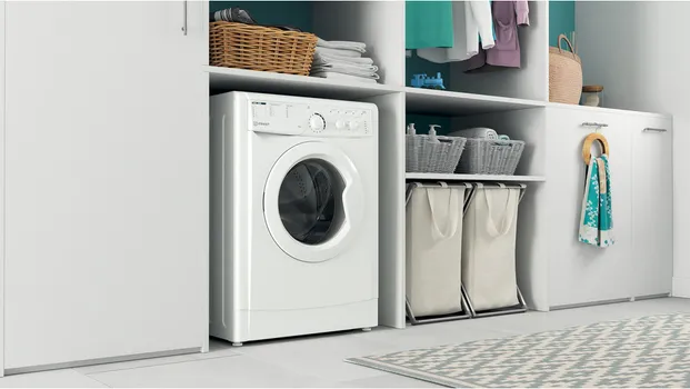 INDESIT EWSC 61251 W (3 / 6)