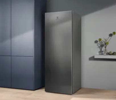 ELECTROLUX LUT1NE32X (1 / 11)