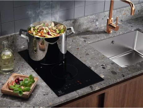 ELECTROLUX UGRADBENA PLOČA LHR3233CK (7 / 12)