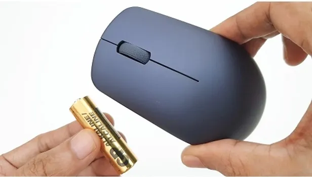 LENOVO 530 WIRELESS MOUSE (28 / 36)