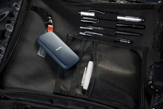 SANDISK 480GB / SSD PORTABLE (4 / 4)