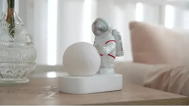MOON ASTRONAUT LAMPA [STANDING ART DECO (MODEL 2)] (6 / 6)