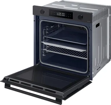 SAMSUNG NV7B44403AB/U3 UGRADNA RERNA │ TIP PEĆNICE: DUAL COOK │ BOJA: CRNI NERĐAJUĆI ČELIK │ ENERGETSKA KLASA: A+ │ ZAPREMINA: 76 L │ DIMENZIJE: 595 X 596 X 570 MM │ SNAGA: 3650 W (230 V) - 3950 W (240 V) │ UGRAĐEN WIFI │ FUNKCIJE: NATURAL STEAM, KATALITIČKO ČIŠĆENJE, AIR SOUS VIDE, SMARTTHINGS PODRŠKA (8 / 9)