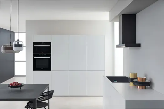 WHIRLPOOL UGRADBENA MIKROVALNA AMW 730/NB (2 / 8)