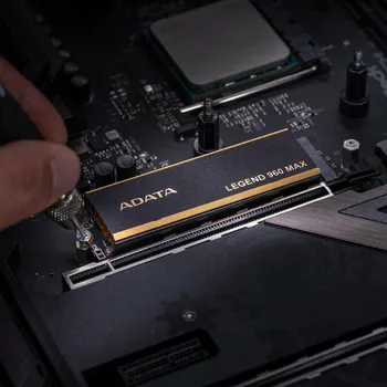 ADATA LEGEND 960 MAX 2TB / SSD M.2 NVME (12 / 12)