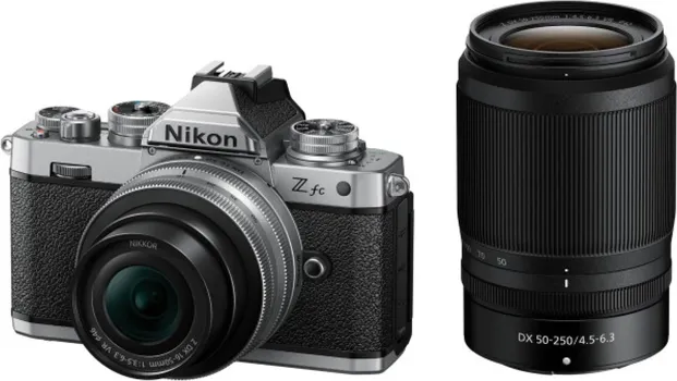 NIKON Z FC KIT W/DX 16-50MM (SL) + DX 50-250MM (1 / 3)