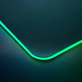 RAZER GAMING PODLOGA ZA MIŠ FIREFLY V2 - HARD SURFACE MOUSE MAT WITH CHROMA (4 / 4)