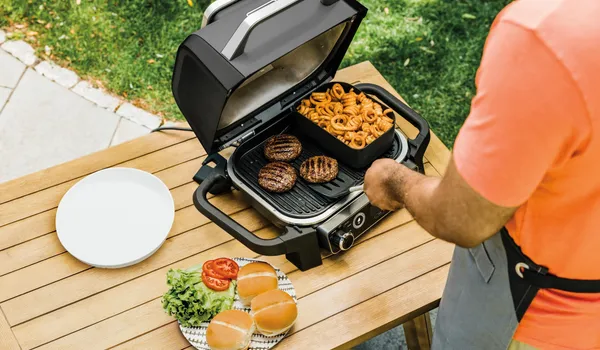 NINJA WOODFIRE ELECTRIC OUTDOOR GRILL & SMOKER (8 / 24)