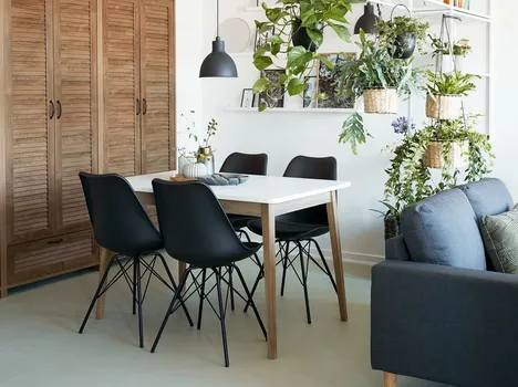 JYSK TRPEZARIJSKA STOLICA KLARUP CRNA UMJETNA KOŽA/CRNA (7 / 17)