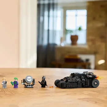 LEGO SUPER HEROES BATMAN S TUMBLEROM PROTIV TWO FACEA I JOKERA 76303 (9 / 18)